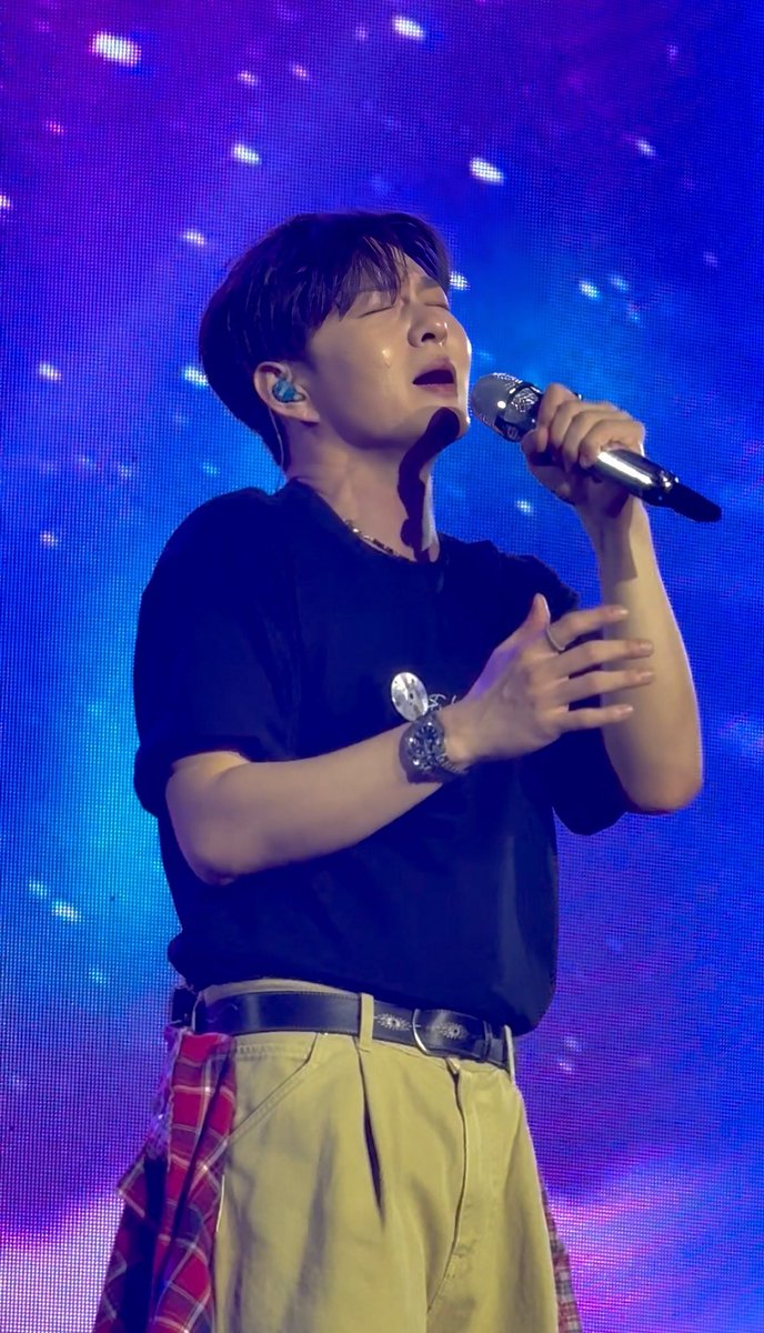 이밍 tweet media