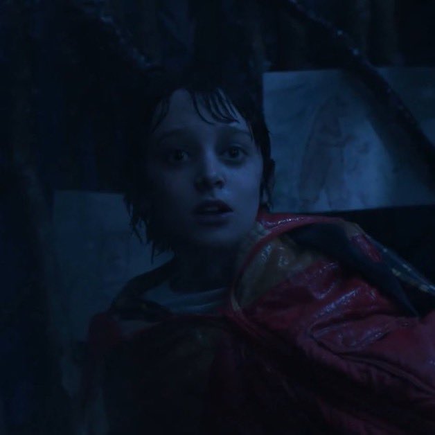 xcyloo's tweet photo. @MsModernity @gracieethings Just looks like young Winona ngl which is why it seems fine to me https://t.co/oIzjc7qtTF