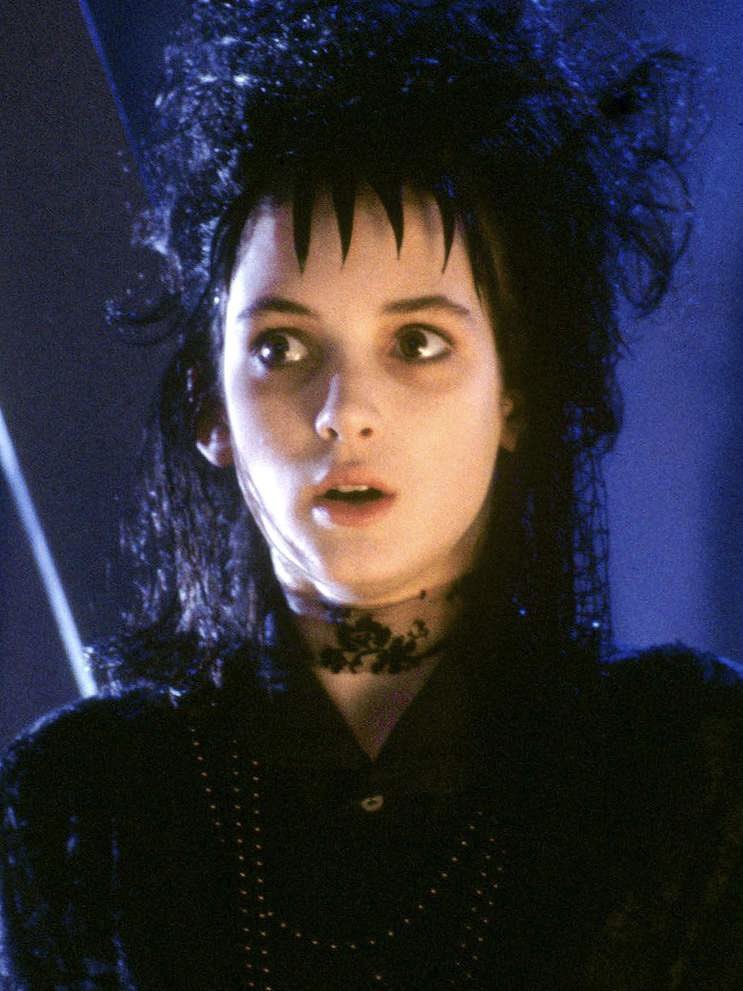 xcyloo's tweet photo. @MsModernity @gracieethings Just looks like young Winona ngl which is why it seems fine to me https://t.co/oIzjc7qtTF