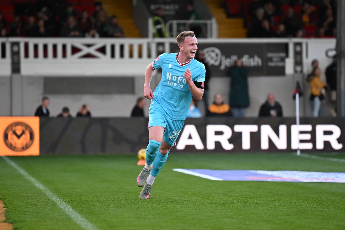 WFCOfficial's tweet image. A great day to score four goals 🥰

𝗨𝗣 𝗧𝗛𝗘 𝗦𝗔𝗗𝗗𝗟𝗘𝗥𝗦 🩵