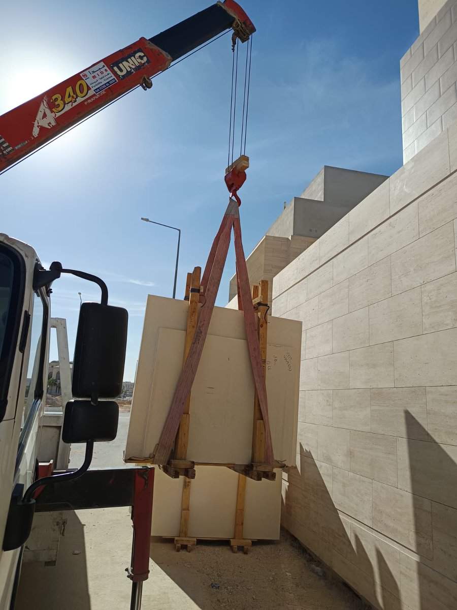 quraishimarble's tweet image. Project just started in Riyadh! Unloading our first batch of marble to kick off this incredible villa build. Stay tuned!&quot;

#RiyadhProjects #NewBuild #MarbleSlabs #ConstructionLife #creamamarfil #quraishimarble #marbleinriyadh