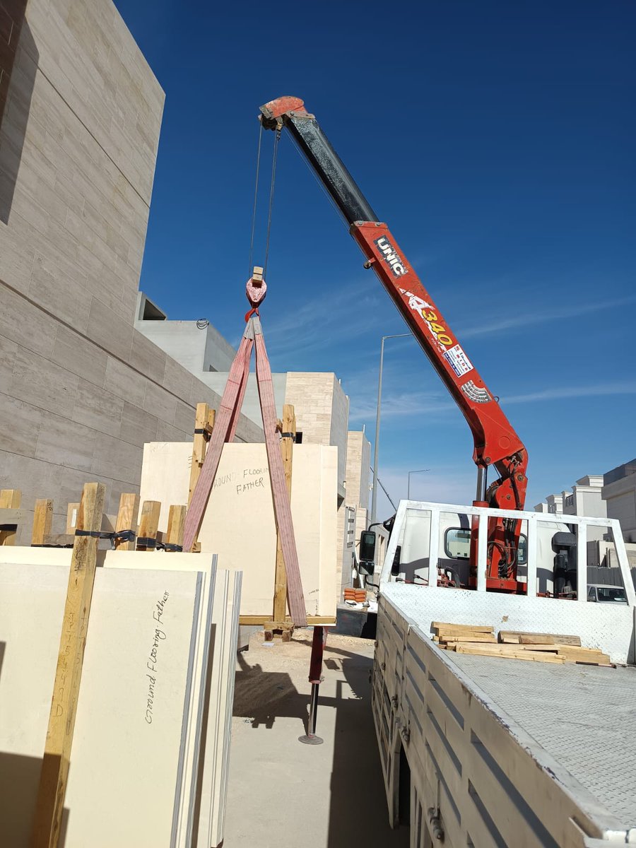 quraishimarble's tweet image. Project just started in Riyadh! Unloading our first batch of marble to kick off this incredible villa build. Stay tuned!&quot;

#RiyadhProjects #NewBuild #MarbleSlabs #ConstructionLife #creamamarfil #quraishimarble #marbleinriyadh