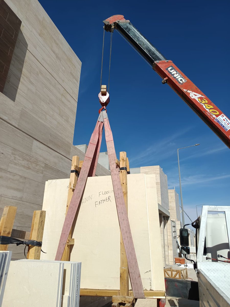 quraishimarble's tweet image. Project just started in Riyadh! Unloading our first batch of marble to kick off this incredible villa build. Stay tuned!&quot;

#RiyadhProjects #NewBuild #MarbleSlabs #ConstructionLife #creamamarfil #quraishimarble #marbleinriyadh