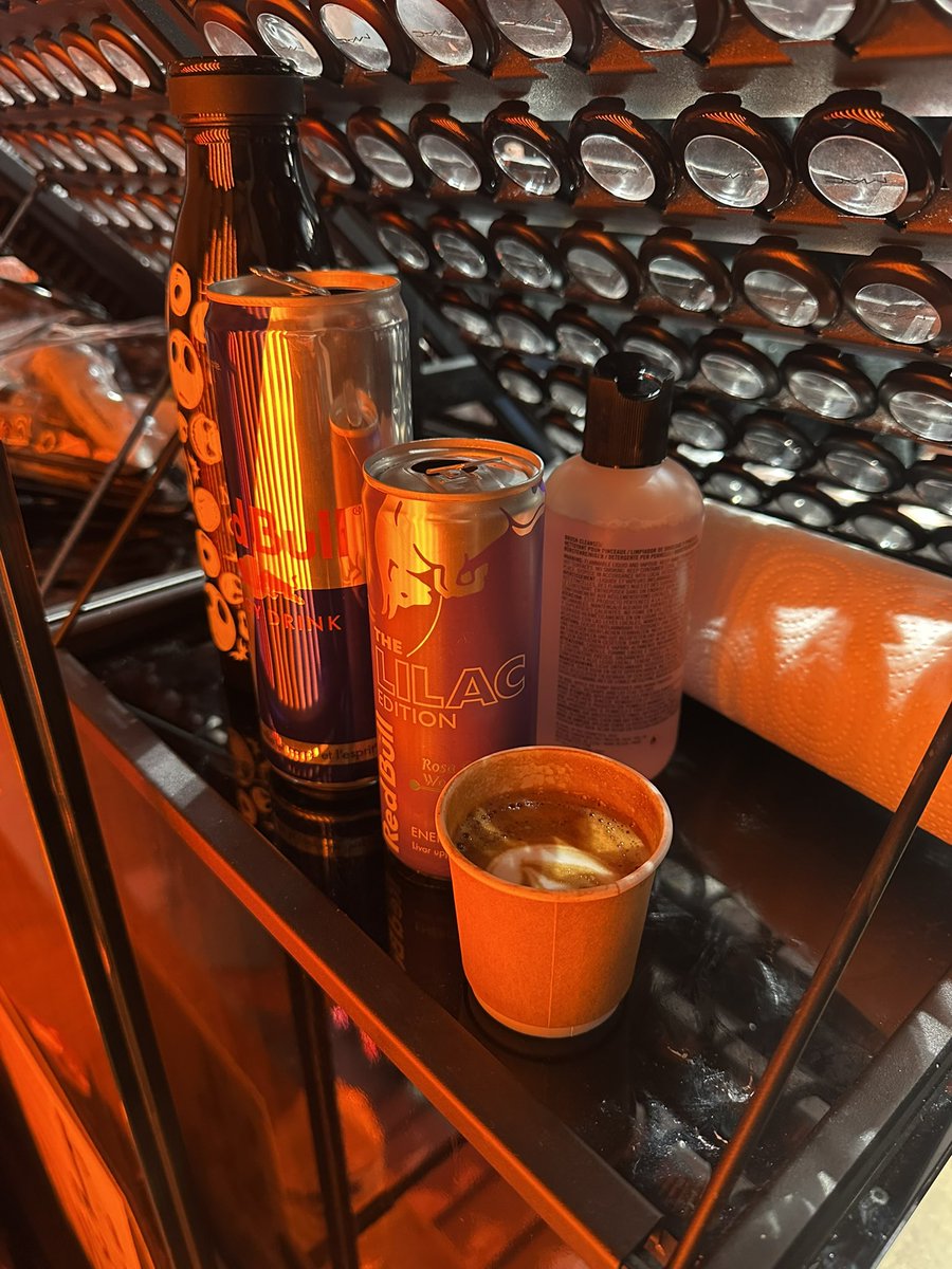 vampyrelov3r's tweet image. #repas