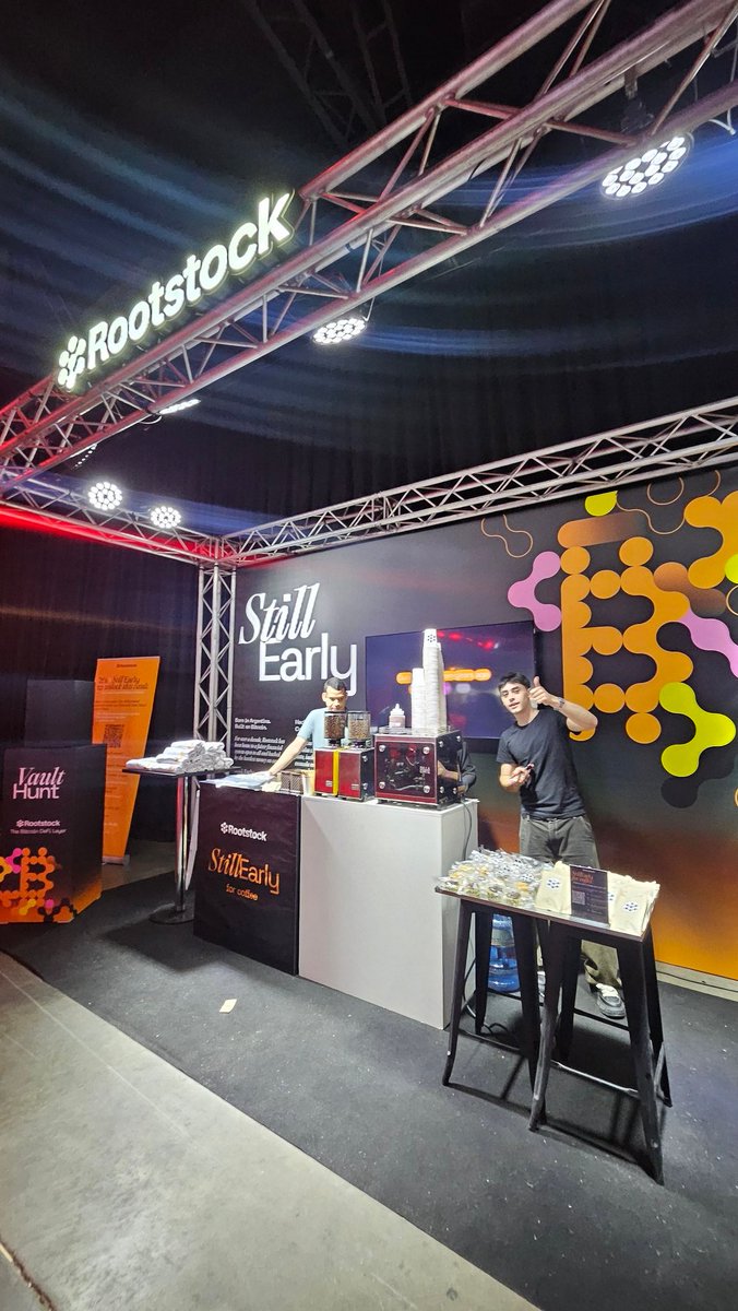 NereLmz's tweet photo. @rootstock_io primer café del dia! https://t.co/lbxtOmvRlg