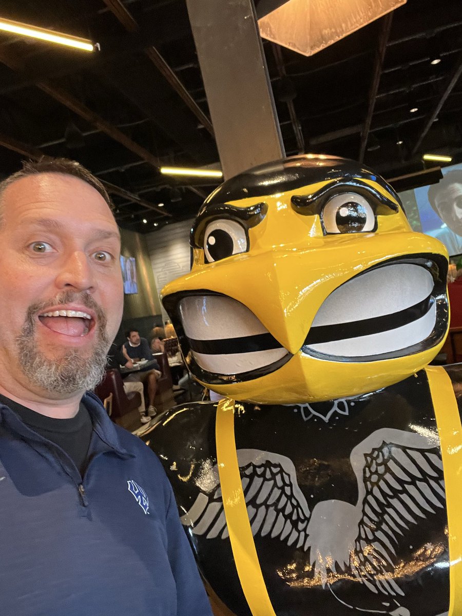 Matt Van Wyk tweet media