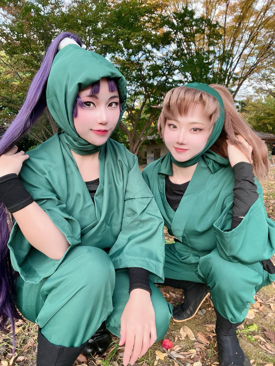 otoneon's tweet image. コスプレ/Cosplay 
今日は仙蔵でしろさんと調合組してきた！
紅葉もイチョウも綺麗だったし伊作が可愛かった🥰
（髪についてるのは落ち葉です🍁）
髪サラサラにできて満足…✨

3.4枚目の撮影&amp;amp;伊作:@yappi_yapirahoi