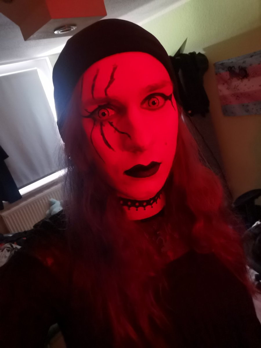 kim.exe 💜 tweet media