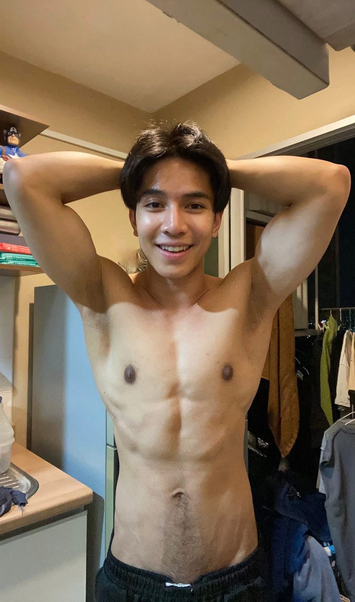 cuteguyasinmodel tweet media