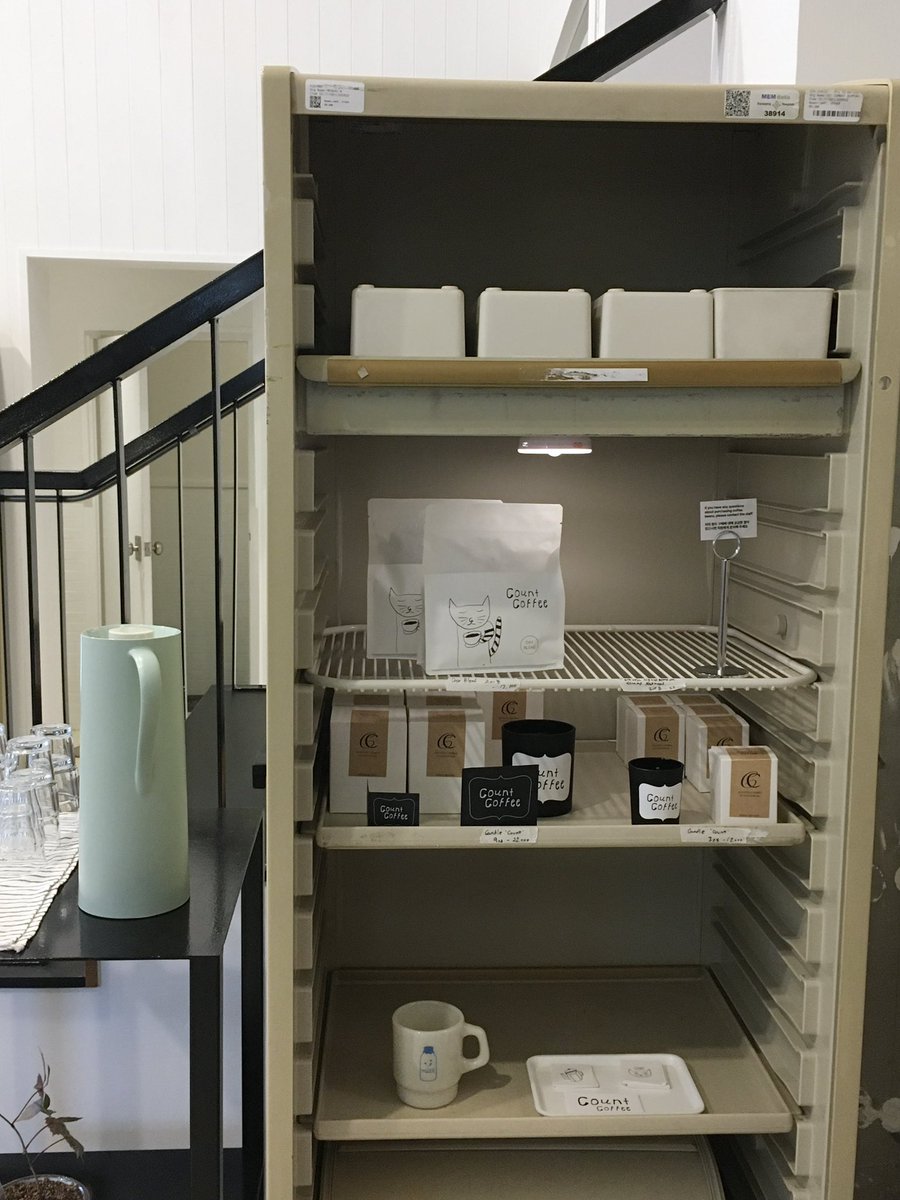 fromxummer's tweet image. 층고가 높아서 더 멋진 카페야☕️