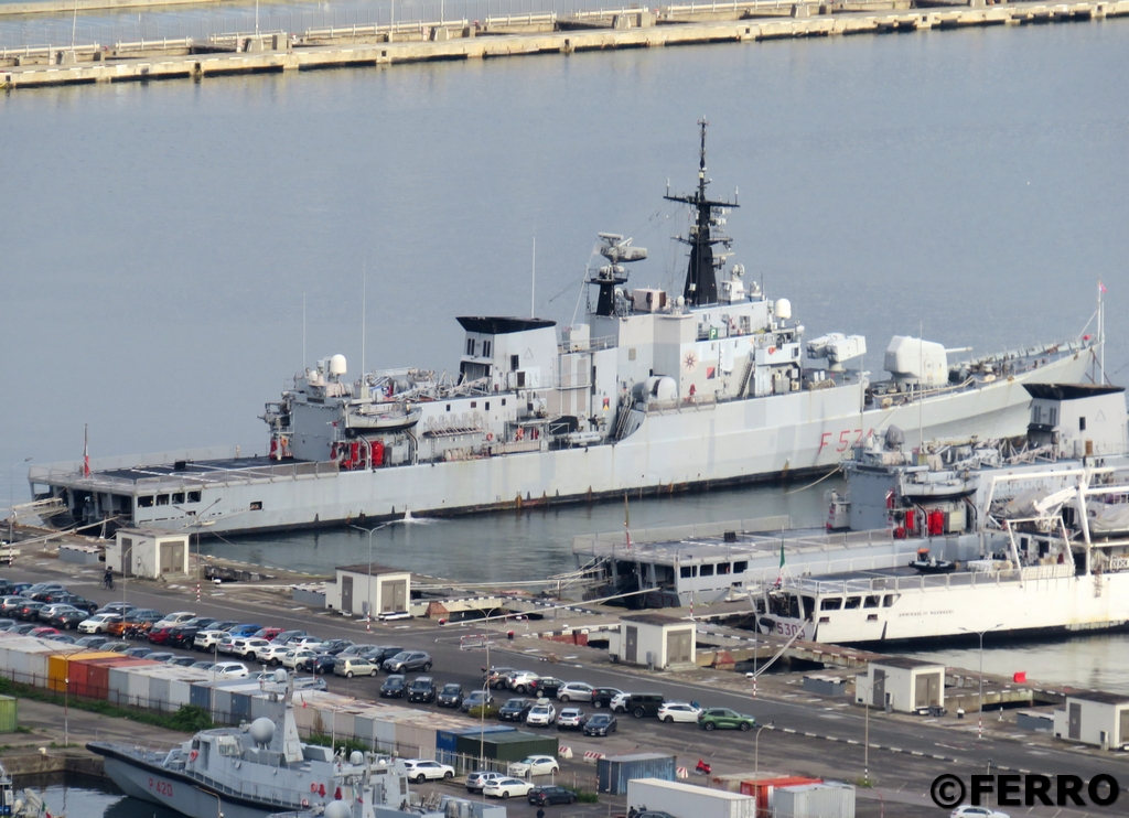 Gibdan1's tweet image. Decommissioned Italian navy ships in La Spezia #shipsinpics #ships #shipping #shipspotting #naval
@air_intel @WarshipCam @seawaves_mag 

⚓️Frigate ITS GRECALE F571
⚓️Frigate ITS LIBECCIO F572
⚓️MCM ITS SAPRI M5551
⚓️Oiler ITS VESUVIO A5329