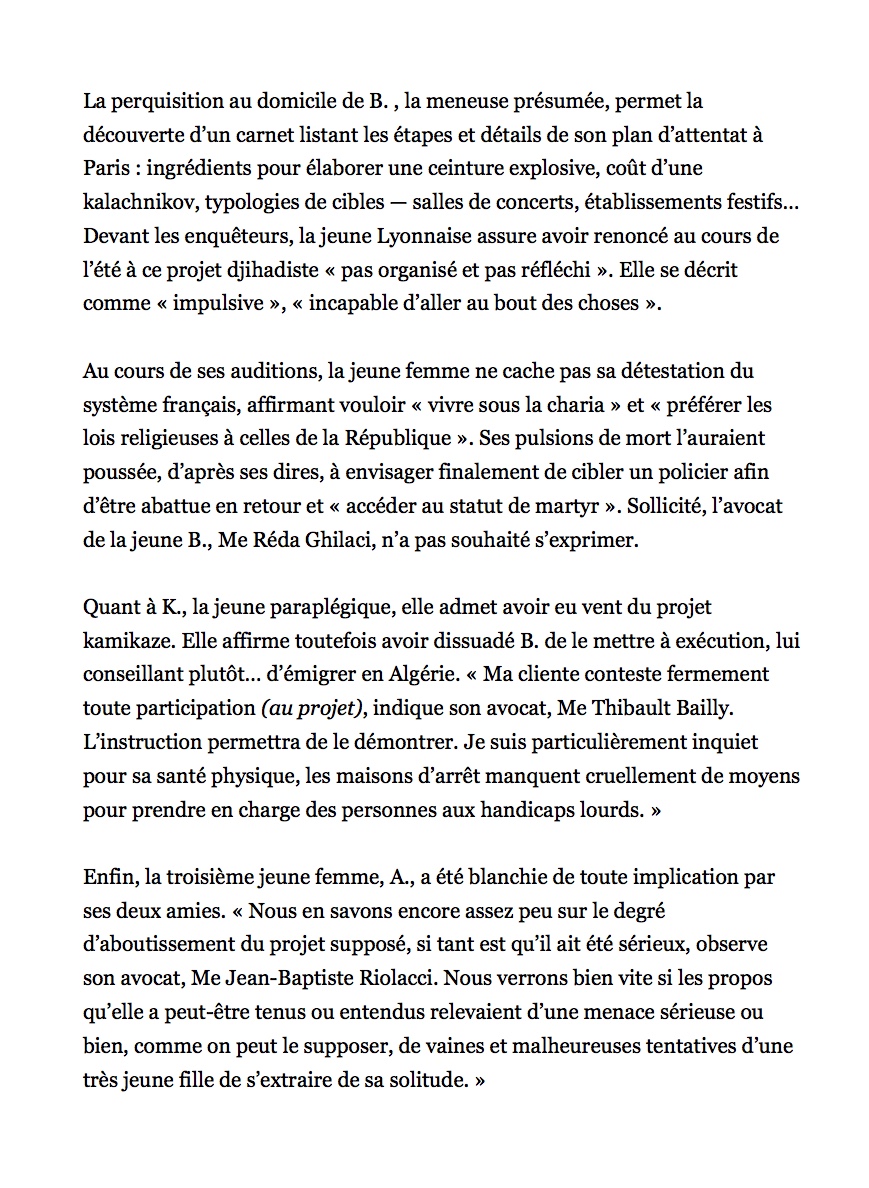 denisedetralala's tweet photo. Le #djihad au féminin. Trois jeunes femmes de nationalité française – « Oum » B. (19 ans, la cheffe du trio, lyonnaise, ayant prêté allégeance à #Daech), K. (21 ans, #convertie en 2023, ayant prêté allégeance à B.) et A. (18 ans, potentiellement influençable) - ont été interpellées début octobre 2025 puis mises en examen le 10 octobre 2025 pour « association de malfaiteurs terroriste criminelle » dans une instruction du PNAT. La DGSI les surveillait : elles portaient le #niqab, restaient essentiellement confinées chez elles et consommaient ou partageaient de la propagande djihadiste sur #TikTok, #Snapchat et #Telegram. Les enquêteurs ont déjoué un projet d’attentat qu’elles préparaient à Paris dans une salle de spectacle ou des bars, comme le 13 novembre 2015. Elles cherchaient à se procurer des armes à feu et une ceinture explosive. Un carnet retrouvé chez B. contenait des détails logistiques. Les trois sont en détention provisoire et l’enquête est en cours. https://t.co/nJedwbUaBH