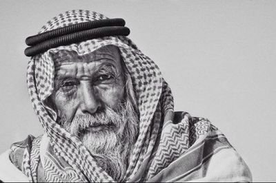 IbinJelawi's tweet image. لا اعلم قائلها وراقت لي :

كنت احب الصبر وأحلامي تضيع
وضاعت الاحلام يوم أني صبرت
**
كنت أقول  أكبر و أحققها جميع 
ما تحقق  شي  غير إني كبرت