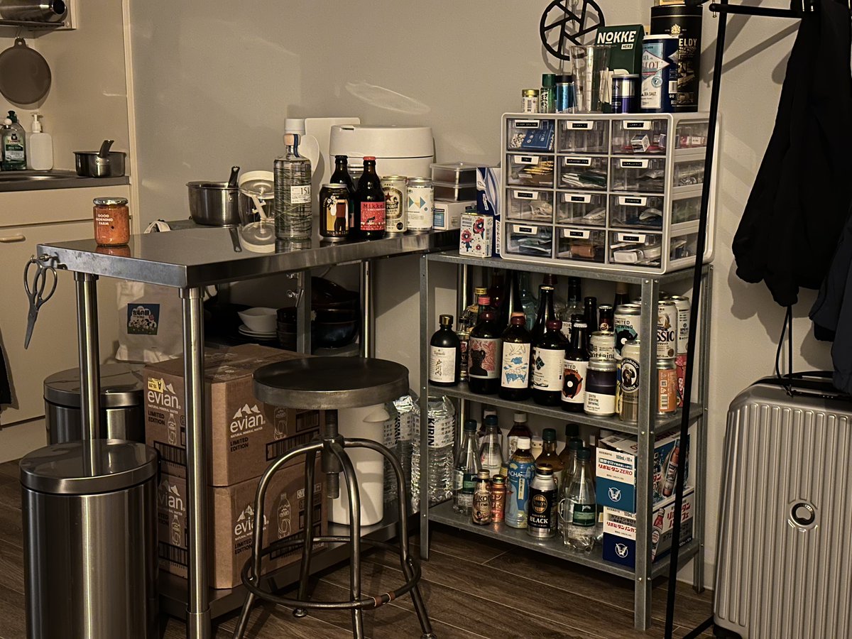 _e___n's tweet image. 外でめちゃめちゃ酒飲むのに、家でめちゃめちゃ酒飲まない