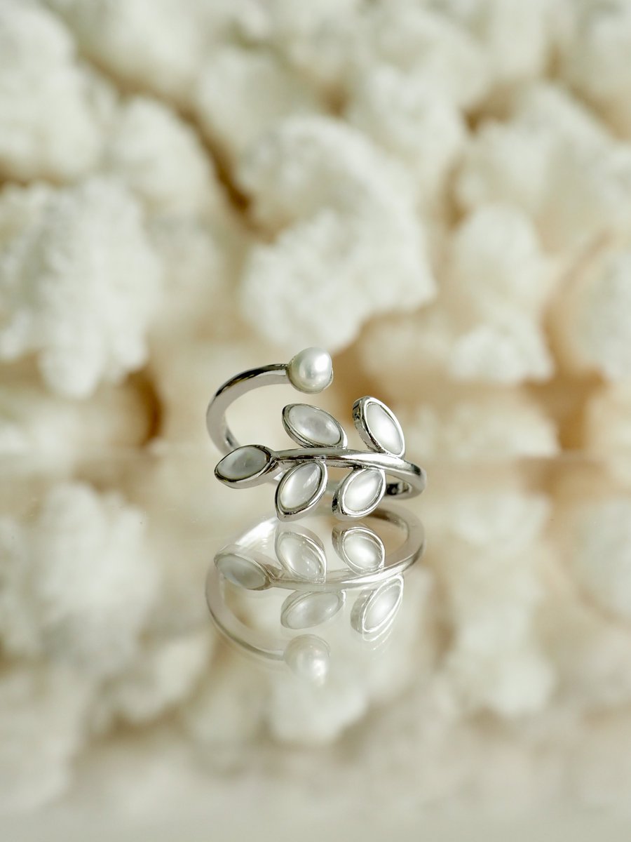 貝殻と人魚@11/16 東京 arteVarie131 【東5 X28】貝殻アクセサリー on X