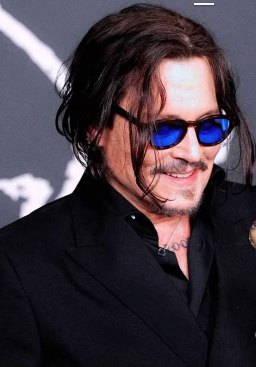 depp_friends's tweet image. Johnny Depp
That smile 😊