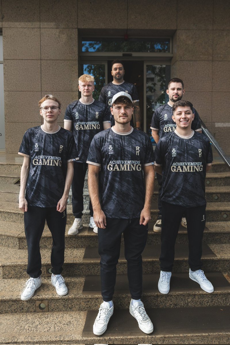 AMGamingCS2's tweet image. Our @GIBAWAYGAMING LAN run ends in the SEMIS, finishing Top 4 and making it into VRS Top 80!

It’s been an incredible journey and we couldn’t be prouder of the team. Massive thanks to everyone for the amazing support❤️

Thx @tizianCS &amp;amp; @Albi1985HS for casting! Share some love!