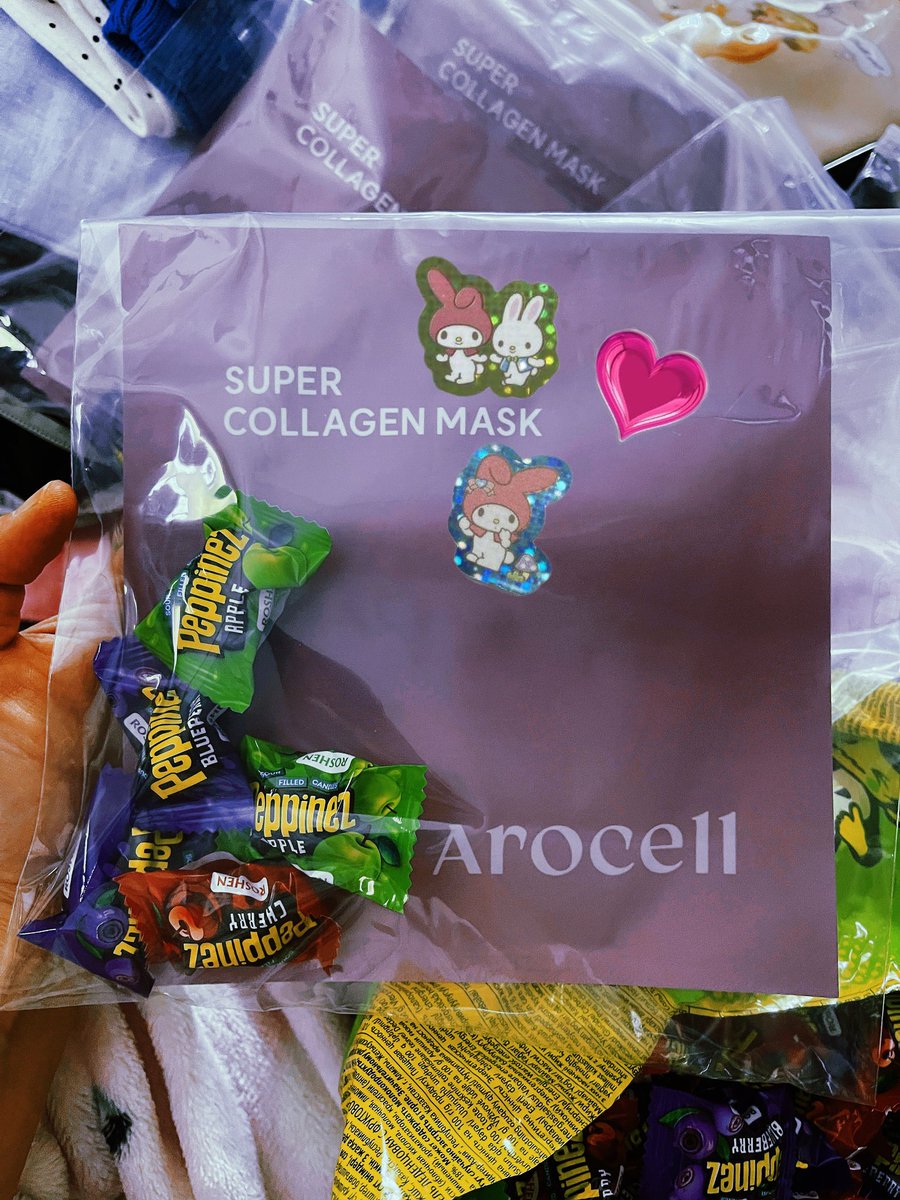 다들 좋아해주었으면 .....💝

 /)/)
( . .)
(づ 💖💘💗