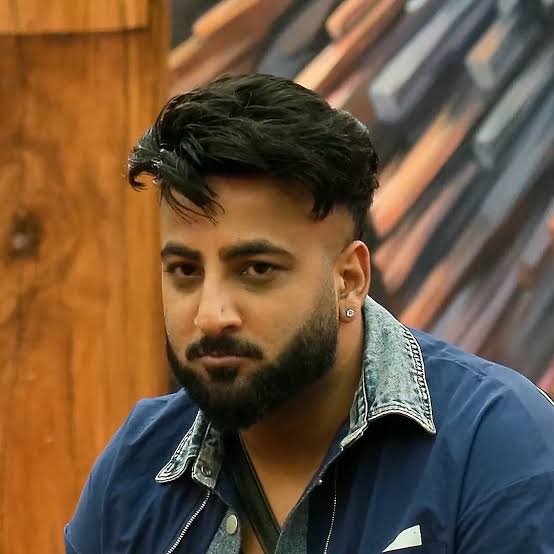 BBossLivefeed's tweet photo. Ranking Poll (Week 11) 

Like &amp; Retweet if you are supporting #ShehbaazBadesha

(Results will be announced tomorrow at 7PM) #BiggBoss19 https://t.co/N56dA5CEDS