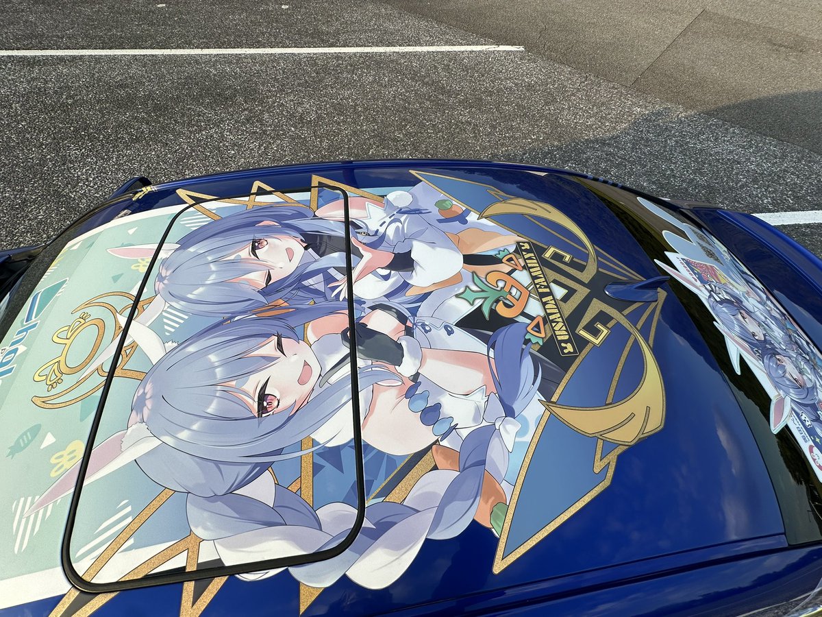 zerohina's tweet photo. 無事前日搬入を終えました
ラメ、メッキ、マットなど様々なシートを使っていて実車は写真よりも賑やかな感じに仕上がっているので是非会場で見てみて欲しいです₍ᐢ.ˬ.ᐡ₎ 

#BD2025で会いましょう
#BD2025 https://t.co/iOrdU48Kze