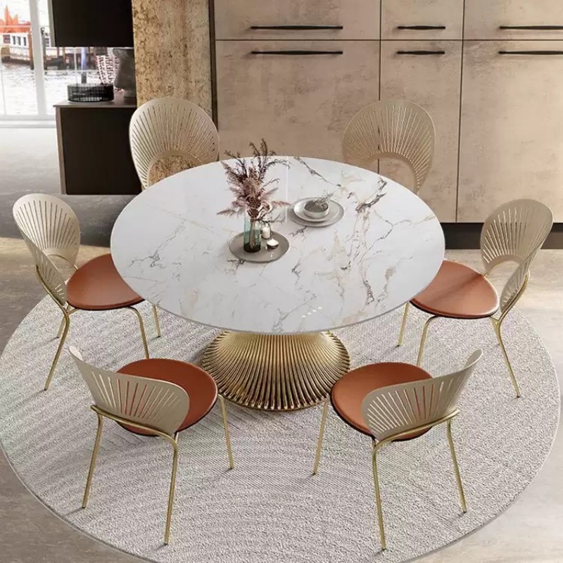 MISSCITYSTYLE's tweet image. Black Friday Alert:Elevate your space with 20% off on our Glam Metal Dining Table! Customizable for any chic setting, this table ensures both style and practicality with its sintered stone top and Lazy Susan. Don&apos;t miss this luxe opportunity!misscitystyle.com.au/glam-metal-abs… #LuxuryLiving