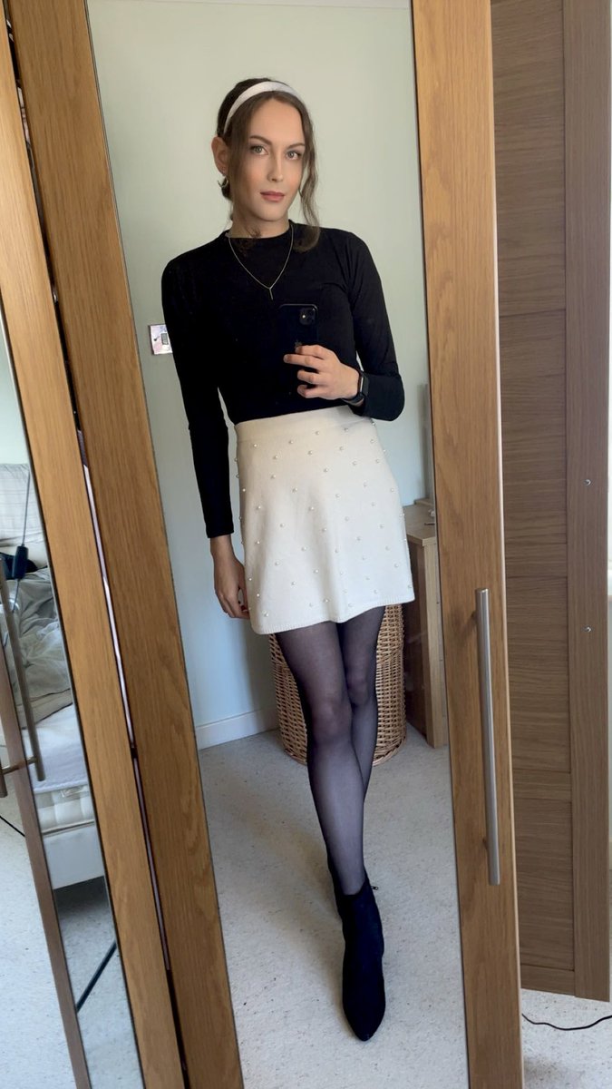 CharlJohnston's tweet photo. Is she cute today? https://t.co/Kv906qkcTX
