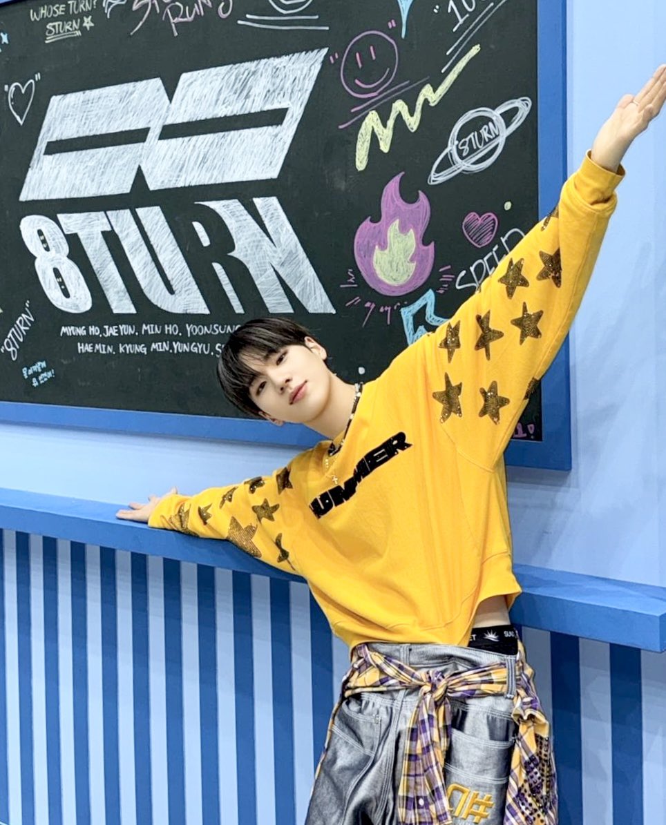 8TURN ユンソン ポラ サイン 8TURN ユンソン ポラ サイン 8TURN ユンソン ポラ サイン入り 2025年