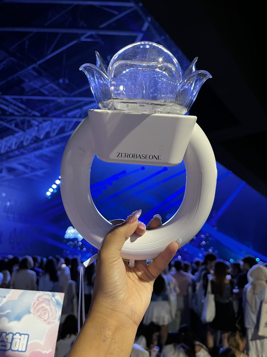 mtthyun's tweet image. pissing my pants