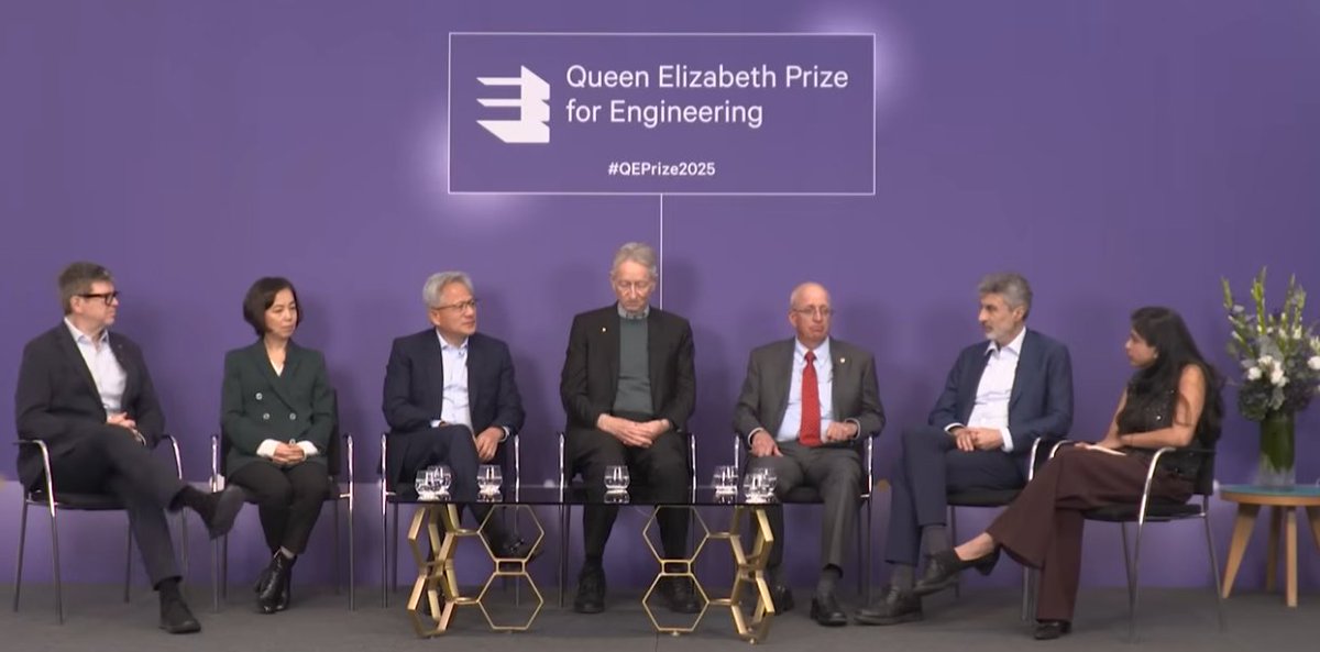 AI 6명의 신(神)들, "지금은 버블입니까?"

최근 유튜브를 뜨겁게 달군 '현대 AI의 거장들' 영상입니다. 젠슨 황, 제프리 힌튼, 얀 르쿤, 요슈아 벤지오, 페이페이 리, 빌 달리 등 AI '어벤져스' 6인이 한자리에 모였습니다. 이 시대 AI에 대해 가장 깊이 있는 통찰을 가진 이들의 대담에서, 가장