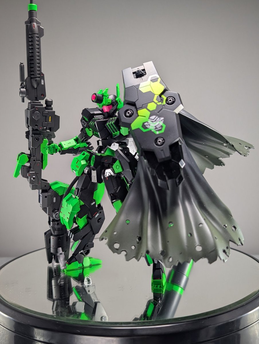 素立ちはこんな感じです！
シールドの塗装頑張りました…！