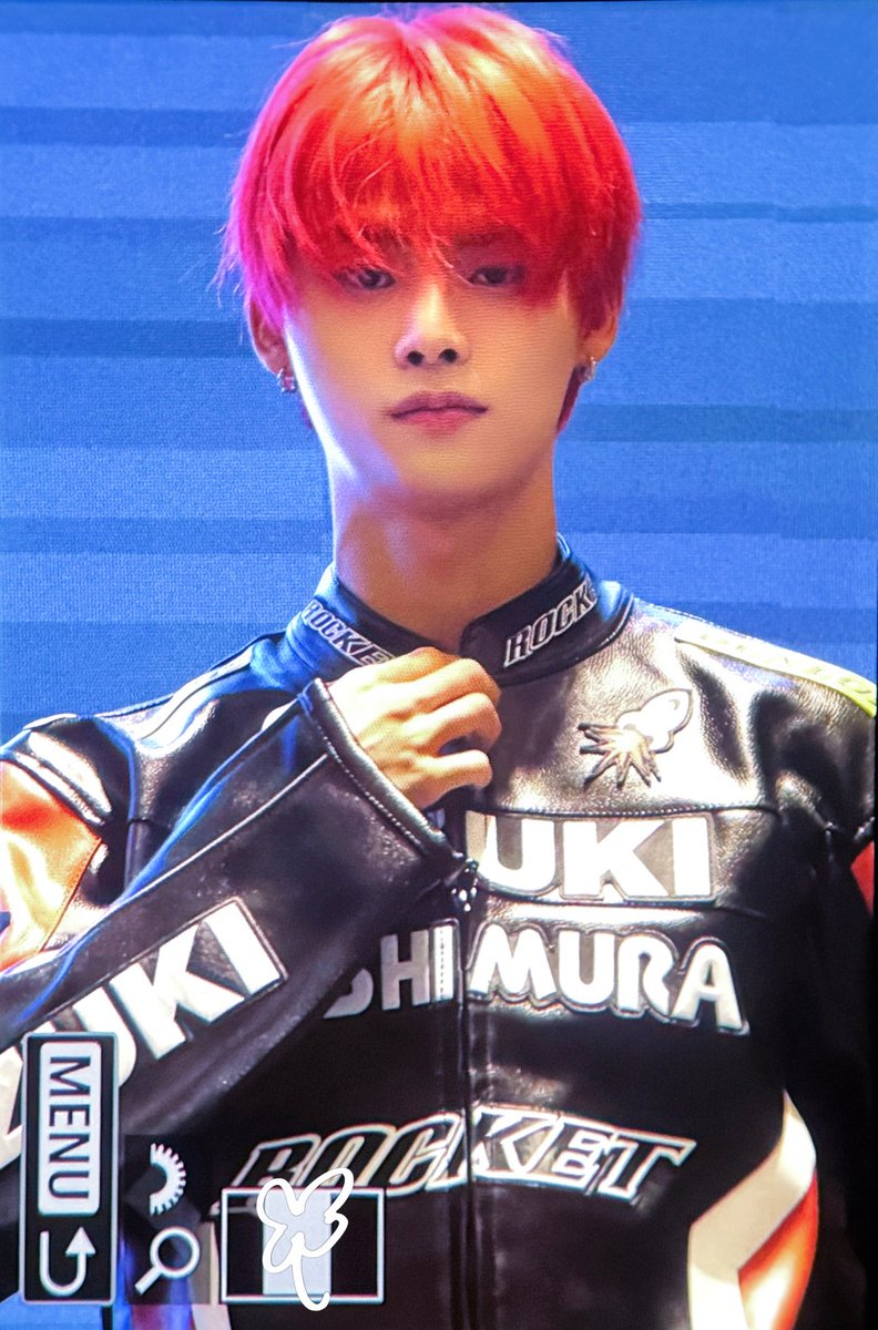 251108 항저우 팬싸

잘 어울려용🥰

#8TURN #에잇턴 #지명호 #명호 #MYUNGHO