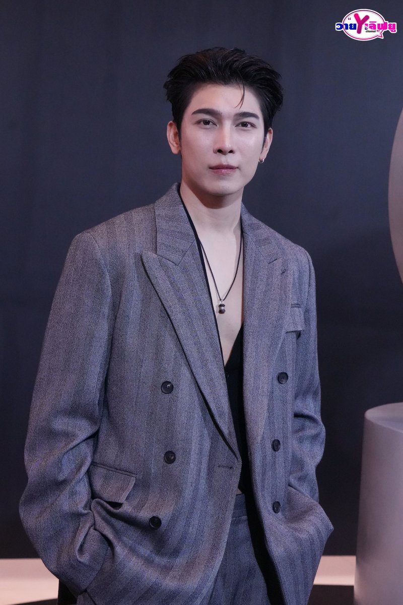 Yloveyouchannel's tweet photo. หล่อเท่ดีต่อใจมาก"มิว ศุภศิษฏ์" ร่วมเดินพรมในงาน TikTok Awards Thailand 2025 ✨️❤️🖤

MEW TIKTOK PRESENTER
#TikTokAwardsxMew 
#MewSuppasit #มิวศุภศิษฏ์ 
#TikTokAwardsTH https://t.co/BAtKZhjvmd