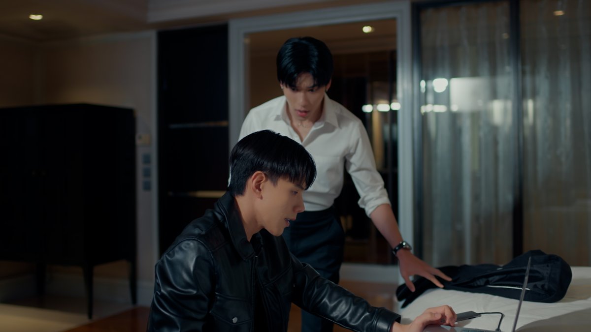 wickedgame_TH's tweet photo. อืมมม เปิดมาก็จะให้หุบยิ้มเลยหรอ นี่ไม่โอเคนะ

THE WICKED GAME EP7 
#เกมรักลวงEP7 https://t.co/IbQQltXZMW