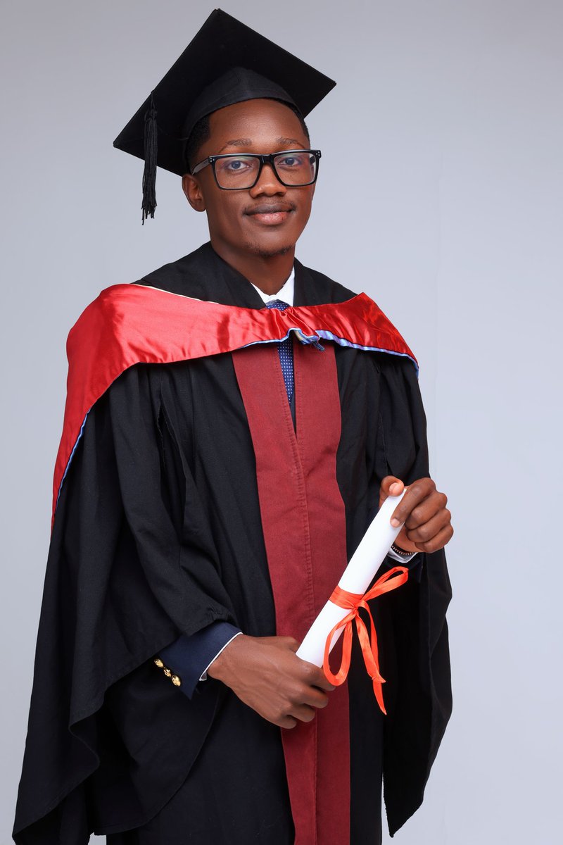 AmosOmonyi's tweet photo. Congratulations on this great day bro #KeMU25thGraduation https://t.co/kxX5W0z98r