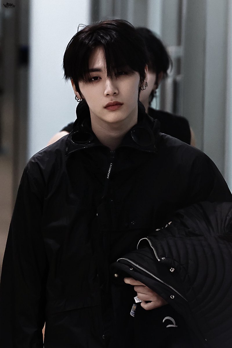 𝔨𝔬♱𝔫 tweet media