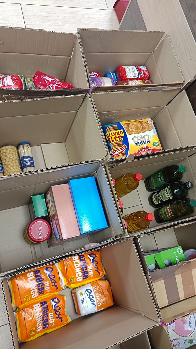 Compostela Solidaria tweet media