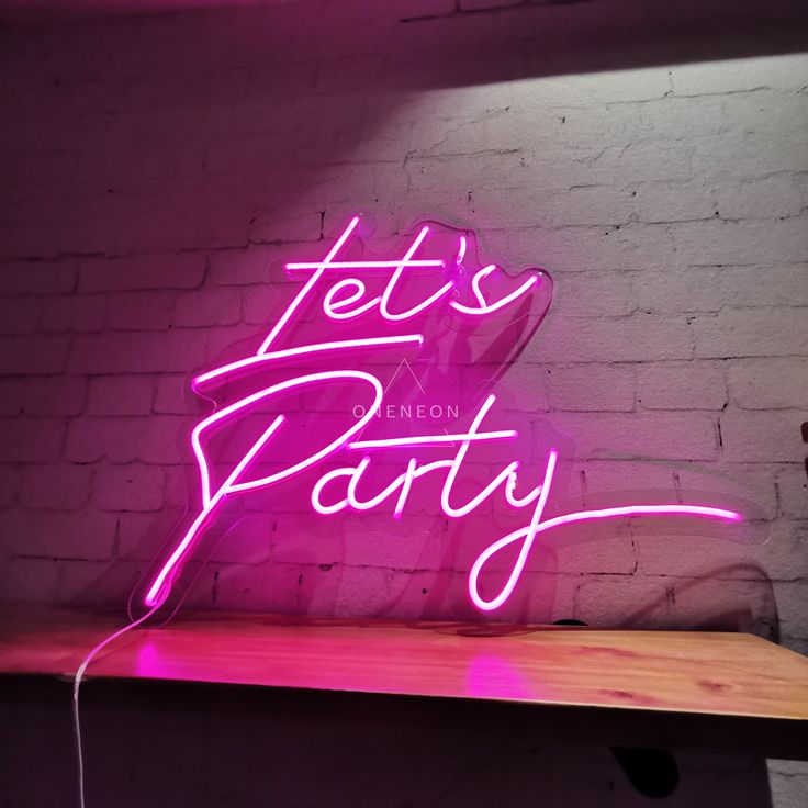 CNeonSolutions's tweet image. 🔥 Light up your space with Custom Neon Solutions!
✅ Top quality
💸 Affordable prices
⚡ Fast shipping
✨ Instantly vibes up your room
👉 customneonsolutions.com
#CustomNeon #NeonSigns #HomeDecor
