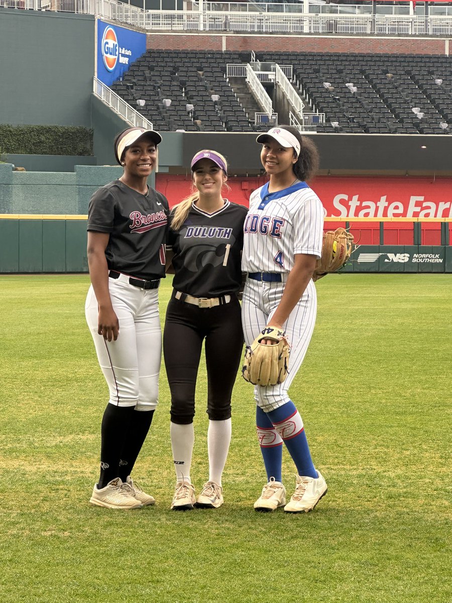 DuluthSoftball's tweet photo. I spy @bwoodsftball player @nyalanglais, our girl @KaylieZirger and @PRHSSoftball player @AlinaJade4 at the Braves stadium in the senior All State game. Love they are on the same team after competing against each other all season @gadcsoftball 
#topseniors #playball https://t.co/U6AIcBLLz9