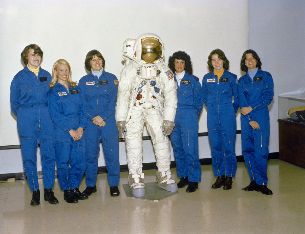 Astro_Cady's tweet image. 🎂Happy Birthday to Dr. Rhea Seddon - physician in the first group of @NASA_Astronauts  to include women, who flew on three #SpaceShuttle missions. Here&apos;s to many more amazing orbits!💫
#WomeninSTEM