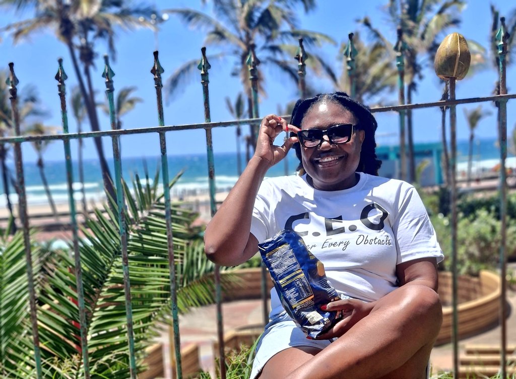 TheRealConza's tweet image. Day 8. The waves whispered peace, the wind carried prayers, and the Queen stood tall once more. The crown was never lost — it gleams brighter for Chapter 45. A season of purpose, clarity, and renewed strength begins. 👑❤️🌊

#RestoringTheQueen #Chapter45 #LeadershipWithGrace