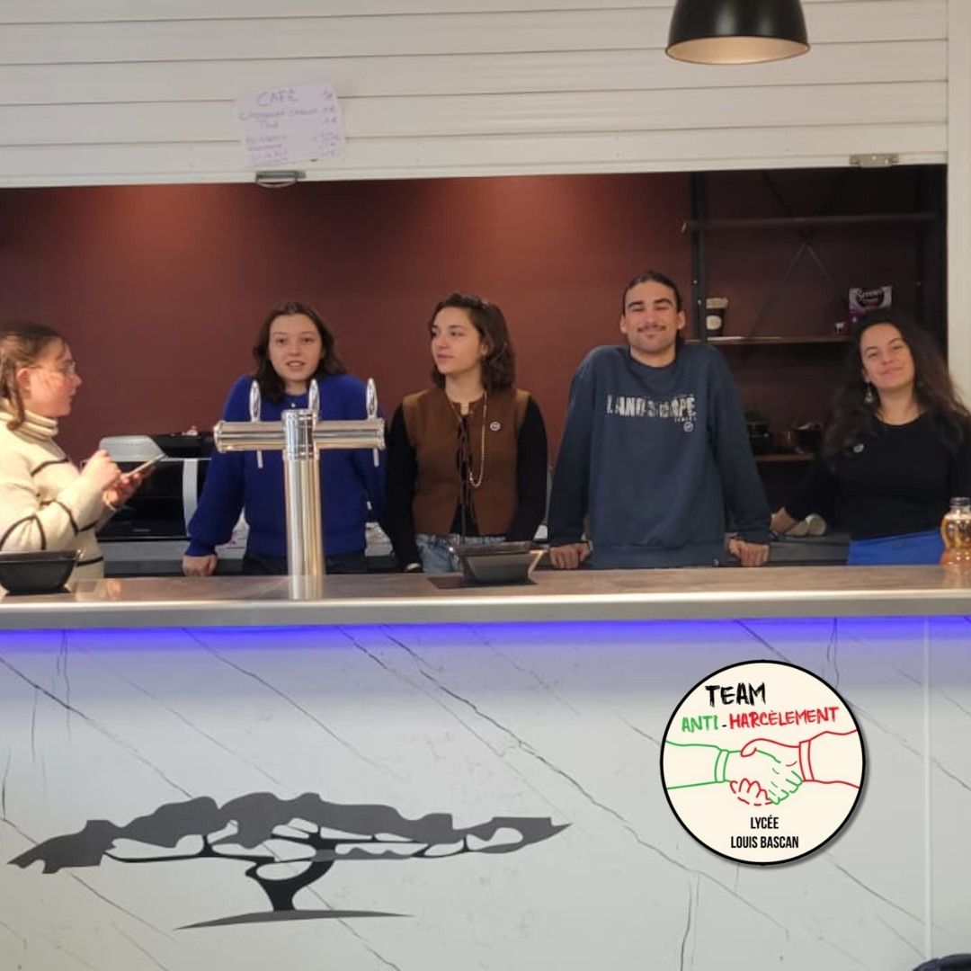 lyc_bascan_ramb's tweet image. #NAH #pHARe #BascanEnAction
💙 #BleuBascan, la couleur du #respect ! 💙
Une journée #StopHarcèlement réussie au lycée #Bascan grâce à la mobilisation de la #TAH et de toute la communauté scolaire 🙌
🔹 Un vrai moment de partage et de bienveillance !
Merci 🙏 à toutes et à tous 👏
