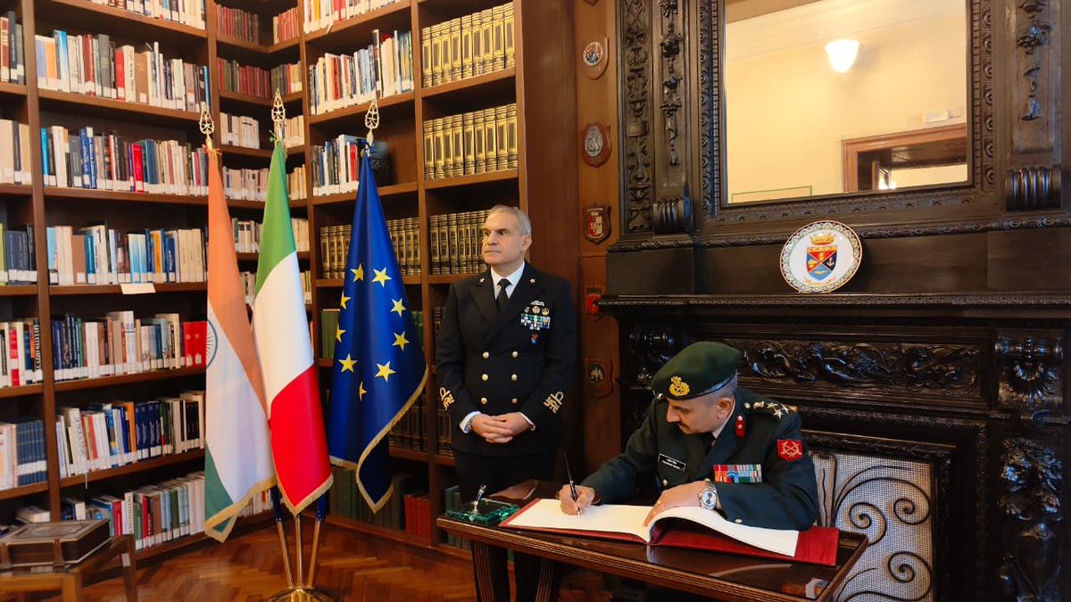 ia_awc's tweet image. 🇮🇳🇮🇹Strengthening defence ties! #HC Course delegation fosters strategic partnerships at Centro Alti Studi per la Difesa (CASD) &amp;amp; Comando Operativo di Vertice Interforze (CoVi), discussing joint operations &amp;amp; defence cooperation opportunities @MinisteroDifesa @adgpi @artrac_ia