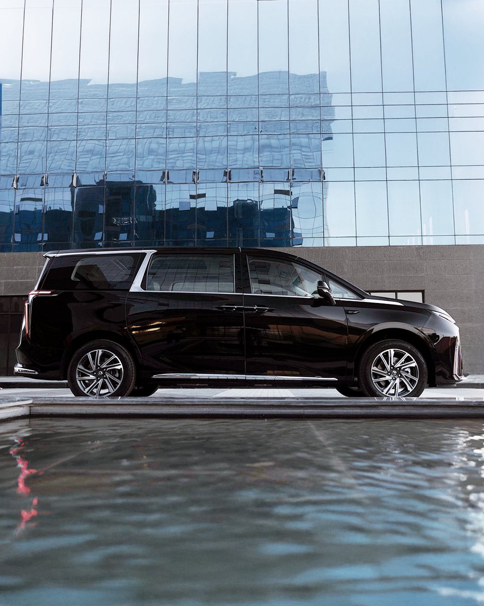 Creating ripples without moving an inch.

#MGSelect #MGM9