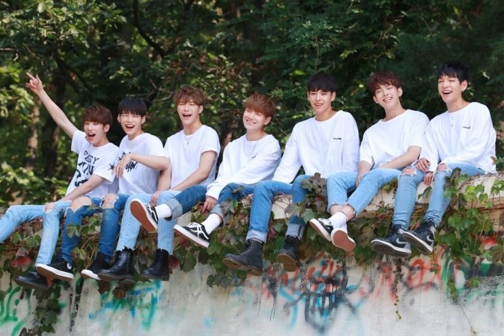 P_00_po's tweet photo. 9주년 축하해요~!!💛💙

가능한 한 빨리, 다시 만나러 갈 수 있도록 노력하겠요!!

@VICTON1109 
#HAPPY_VICTON_DAY https://t.co/glkB8VmeFL