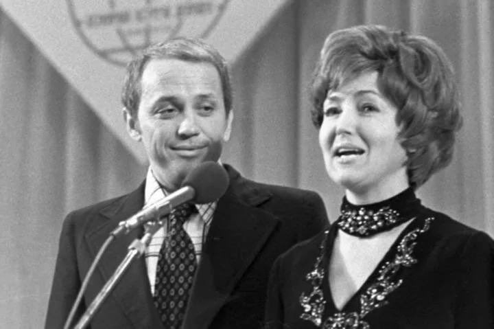 RusEmbIndia's tweet image. 📆 #OTD, on November 8, 64 years ago, the program "Club of the Funny and Inventive" #KVN was first broadcast on the Central Television of the #USSR.

👉🏻 t.me/RusEmbIndia/12…

#History