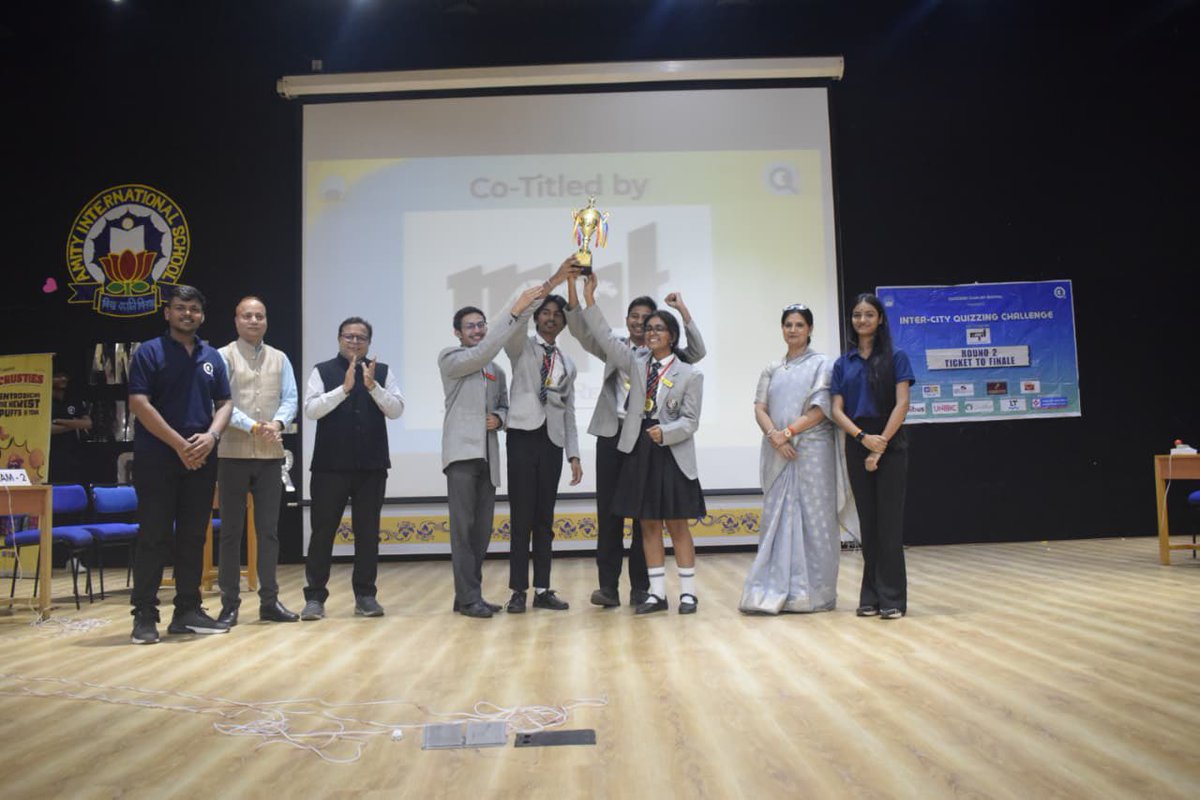 CPMGMP's tweet image. क्विजर्स क्लब एमए एनआईटी (MANIT) भोपाल द्वारा प्रदेश स्तर पर आयोजित क्विज कंपटीशन को डाक विभाग द्वारा स्पॉन्सर किया गया ।जिसमें ग्वालियर , जबलपुर,  इंदौर,  भोपाल के शहरों में क्विज आयोजित की गई ।