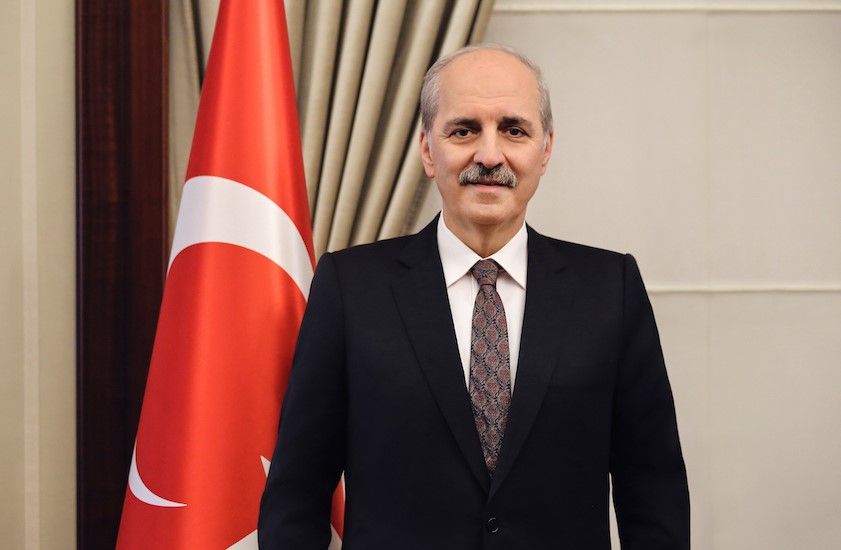 Numan Kurtulmuş: 

“Kürtlerin hukuku, türklerin gururu (varsa) korunacak.”

#KurdsOnAlert