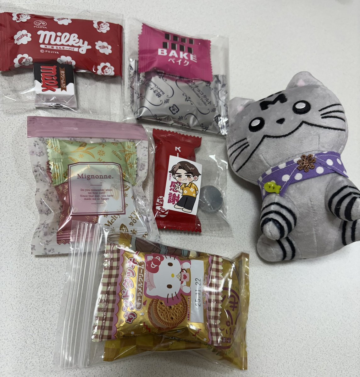 き*き様 t*送様 遺品整理品と自分が頂いた物などになります。 遺品整理 | 大阪で遺品整理や特殊清掃ならアールエージェンシー