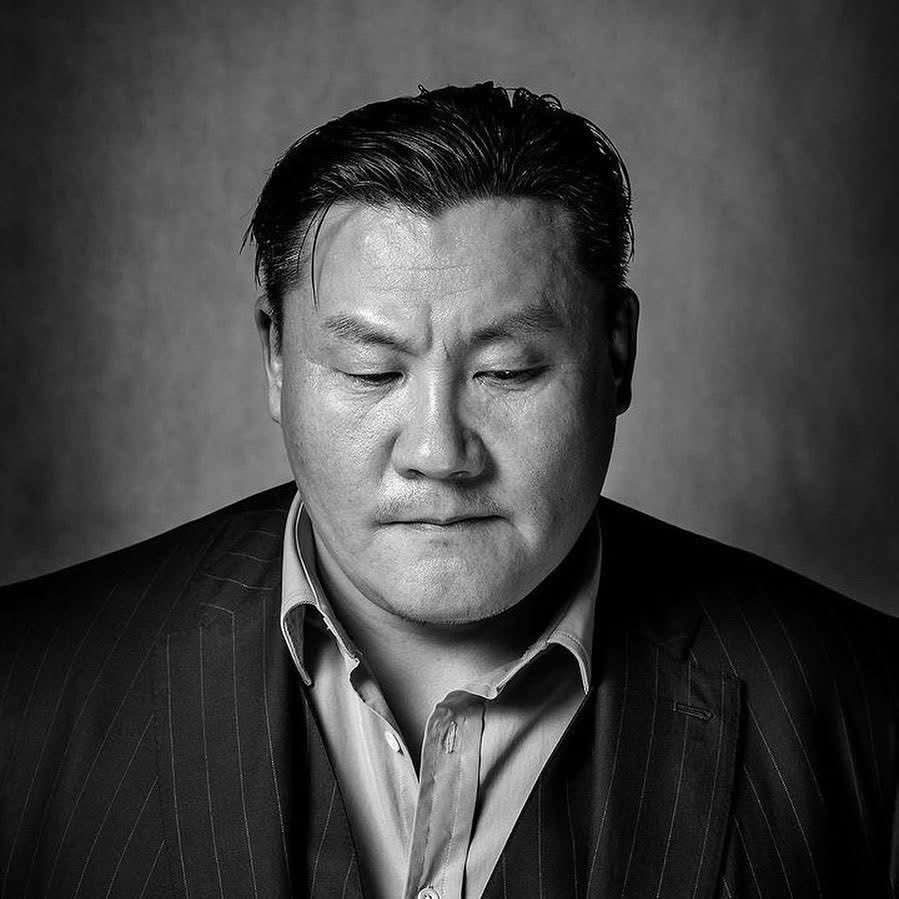 АТГ-данкын хүүг, хэрээ ахаасаа бөгж цүнхний мөнгө авсныг тогтоолоо гэж мэдэгдсэн, гэтэл данк тэр бөгж цүнхийг манай хүү авч өгөөгүй гэж гуцаад байдаг, яг хэнд нь итгэх юм бэ?