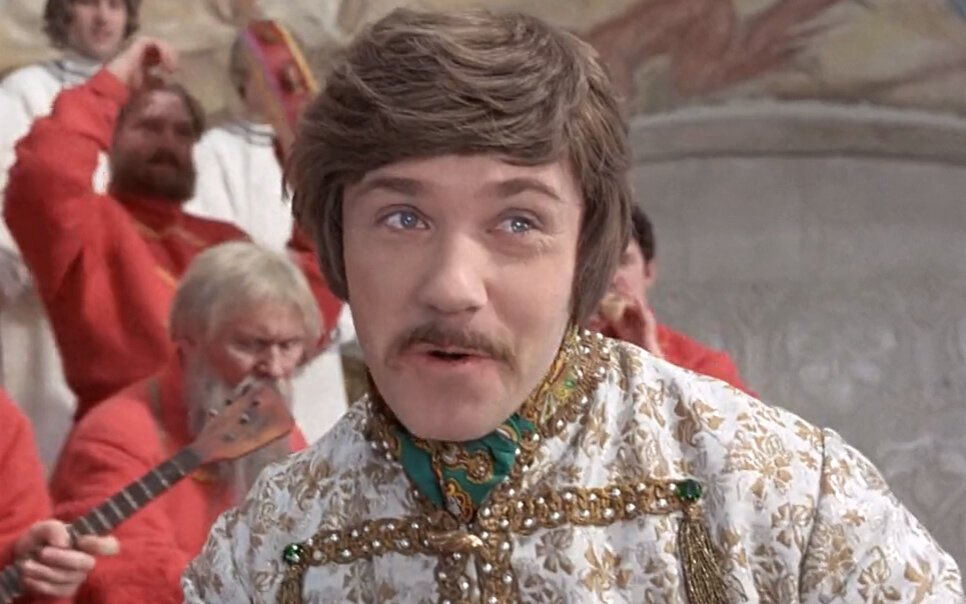 Дорогие друзья, вы помните знаменитый фильм Гайдая «Иван Васильевич меняет профессию»?
Напомните, почему отправили войско на войну?
Лучший ответ ретвит и подписка!